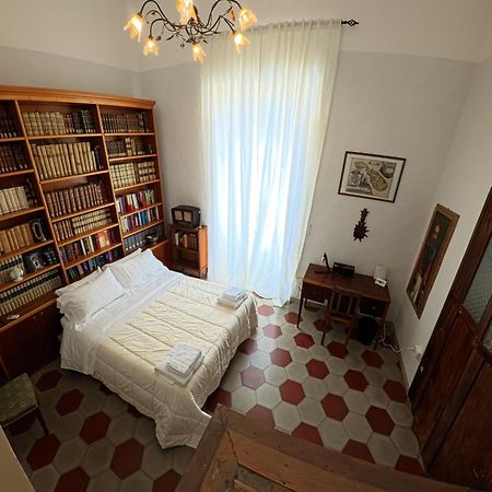 Palazzo Framarino Dei Malatesta - Noble Floor - XIV Century 焦维纳佐 外观 照片