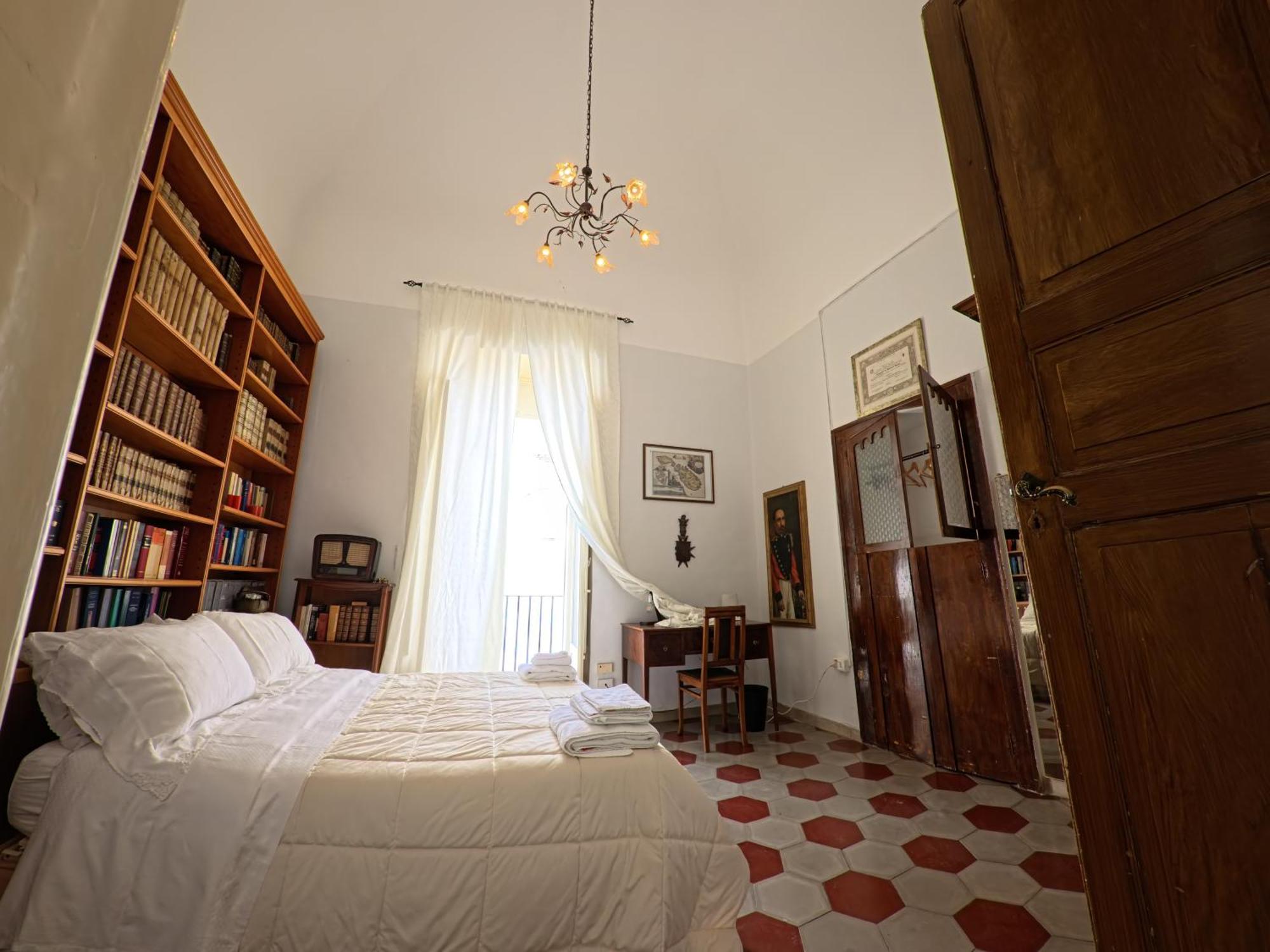 Palazzo Framarino Dei Malatesta - Noble Floor - XIV Century 焦维纳佐 外观 照片