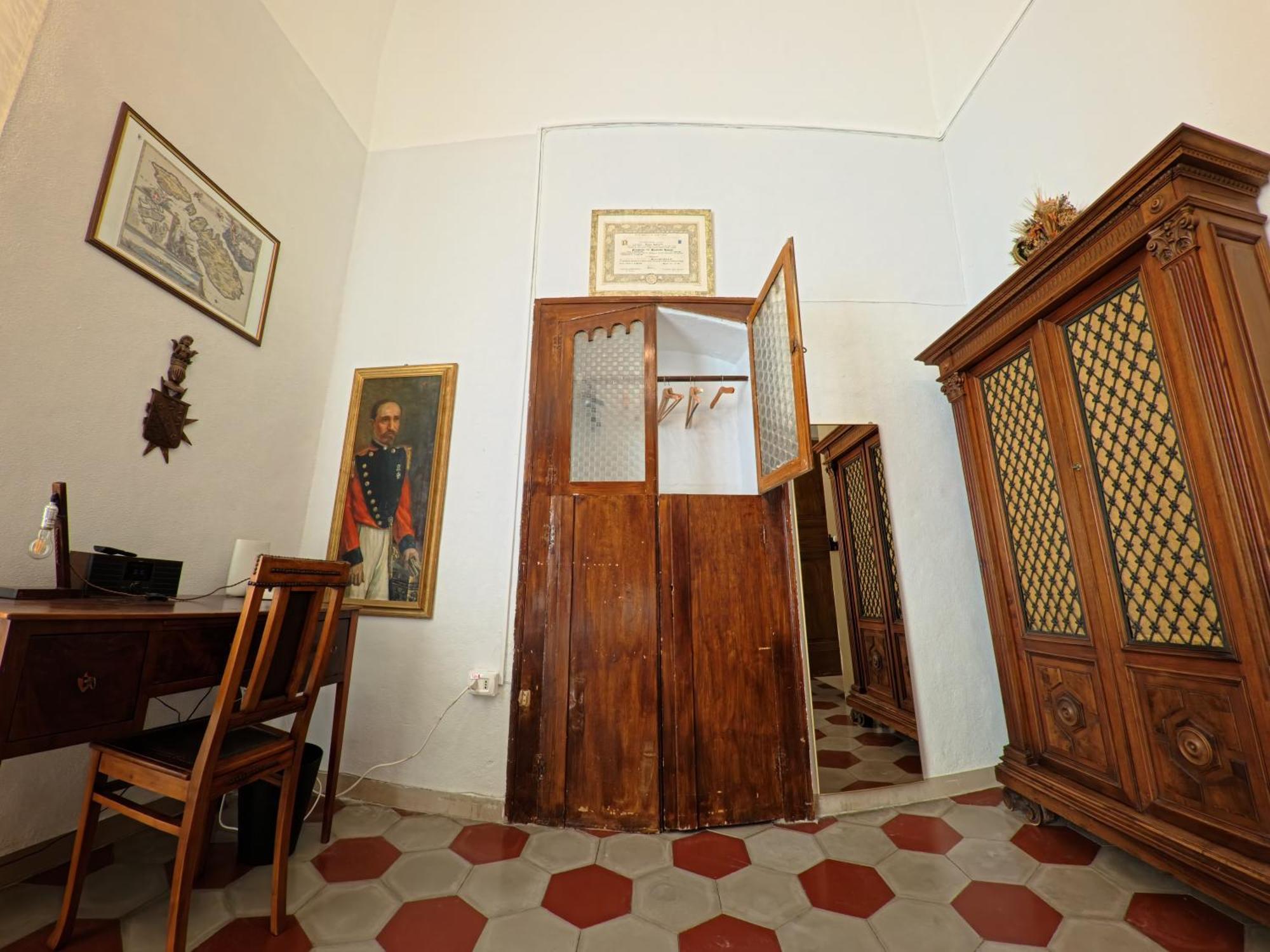 Palazzo Framarino Dei Malatesta - Noble Floor - XIV Century 焦维纳佐 外观 照片