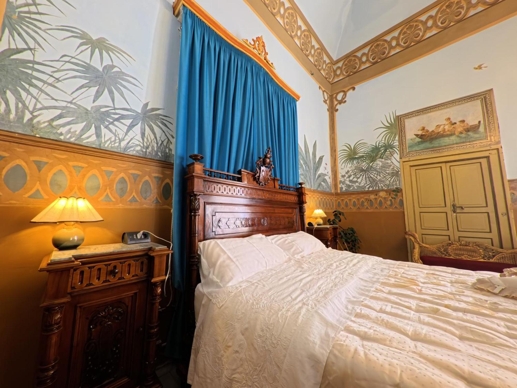 Palazzo Framarino Dei Malatesta - Noble Floor - XIV Century 焦维纳佐 外观 照片